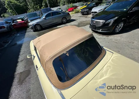 1982 Alfa Romeo Veloce 2000 Spider z USA, uszkodzony, nr VIN ZARBA5418C1015601